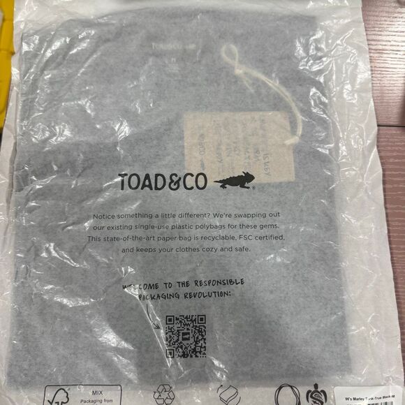 Toad & Co Marley Tank BLACK - Picture 3 of 4